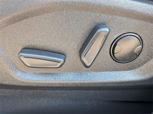 used 2024 Ford Edge car, priced at $20,660