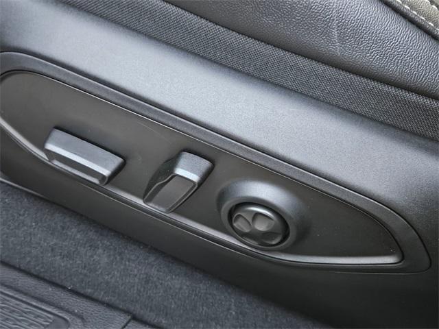 new 2025 Jeep Grand Cherokee car, priced at $39,901