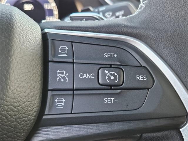 new 2025 Jeep Grand Cherokee car, priced at $39,901