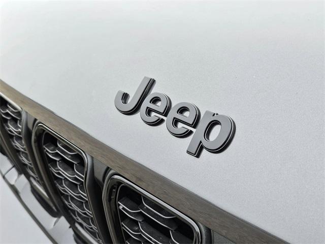 new 2025 Jeep Grand Cherokee car, priced at $42,435
