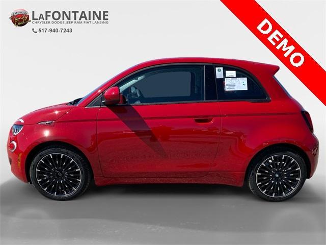 new 2024 FIAT 500e car, priced at $34,095