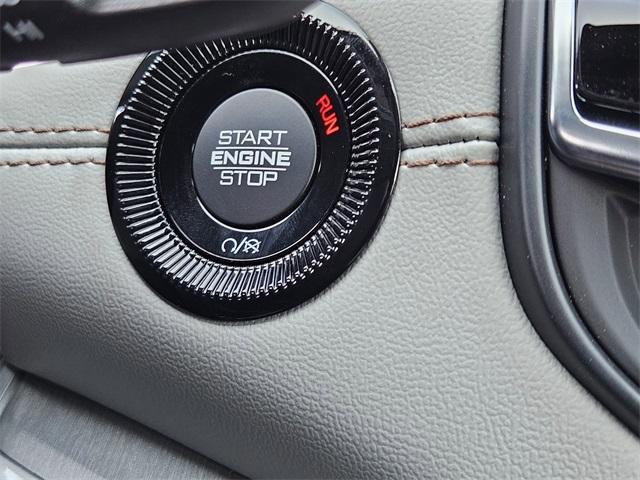 new 2025 Jeep Compass car, priced at $30,465
