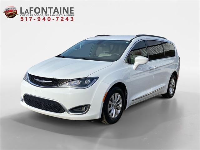 used 2017 Chrysler Pacifica car, priced at $12,100