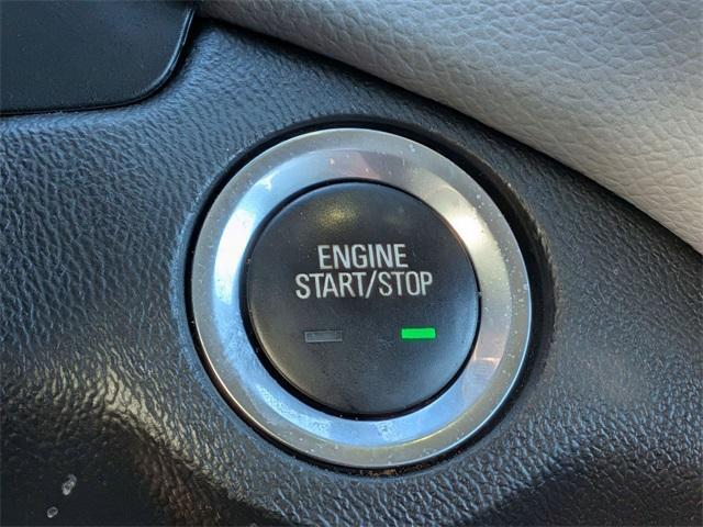 used 2022 Chevrolet Equinox car, priced at $16,995