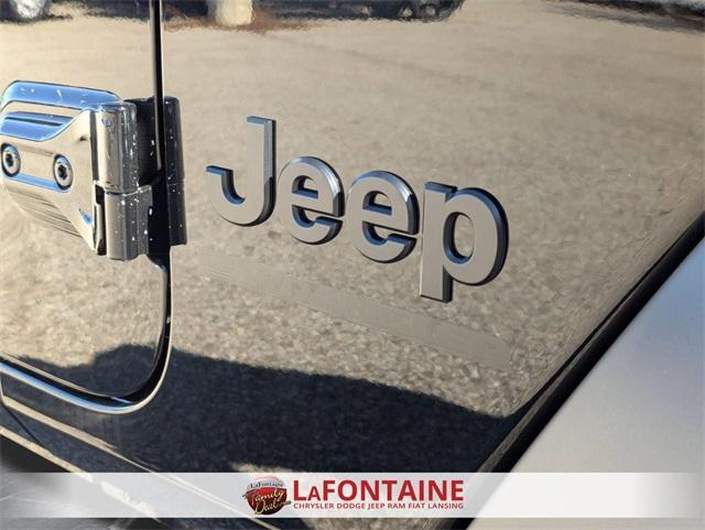 new 2026 Jeep Wrangler car, priced at $40,318