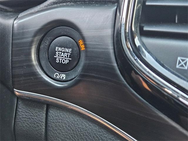 used 2020 Jeep Grand Cherokee car, priced at $18,995