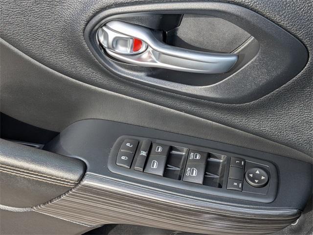used 2016 Jeep Cherokee car, priced at $14,673