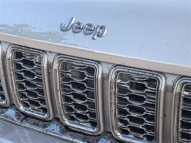 new 2025 Jeep Grand Cherokee car, priced at $41,761