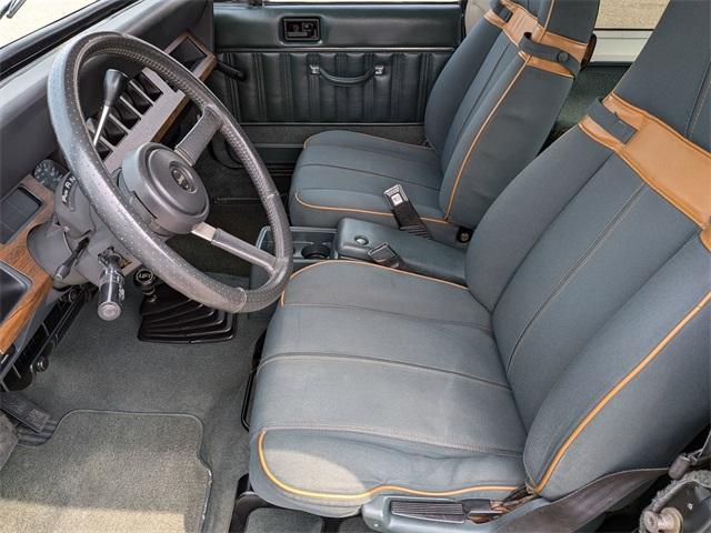 used 1994 Jeep Wrangler car, priced at $9,998
