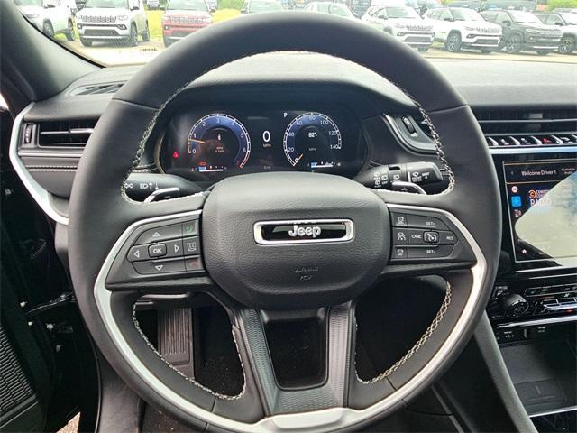 new 2025 Jeep Grand Cherokee car, priced at $41,761