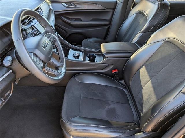 used 2024 Jeep Grand Cherokee L car, priced at $31,999