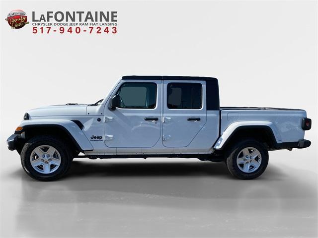 used 2022 Jeep Gladiator car, priced at $25,500