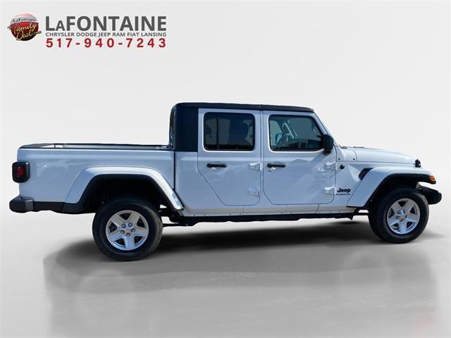 used 2022 Jeep Gladiator car, priced at $25,500