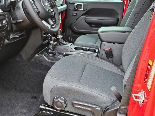 new 2025 Jeep Wrangler car, priced at $50,567
