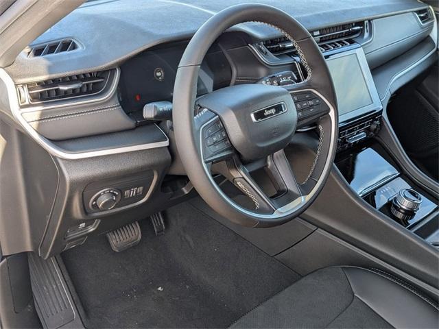 new 2025 Jeep Grand Cherokee car, priced at $40,410