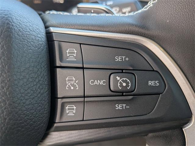 new 2025 Jeep Grand Cherokee car, priced at $40,410