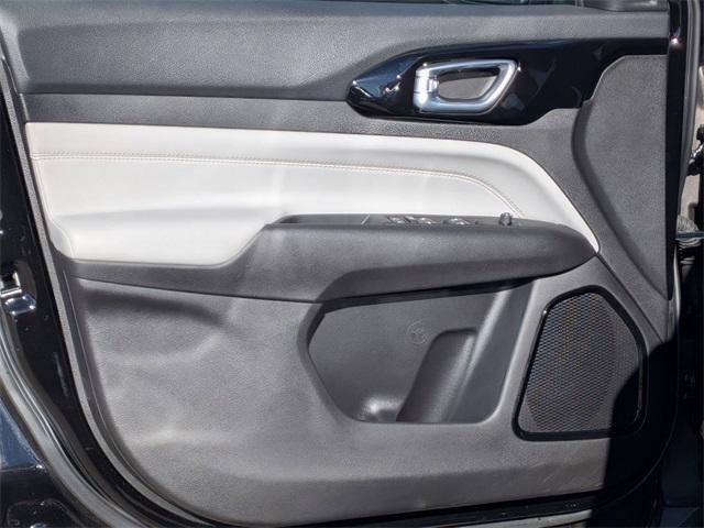 new 2026 Jeep Compass car, priced at $25,954