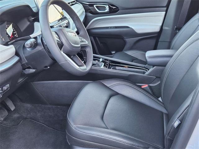 new 2025 Jeep Compass car, priced at $28,605