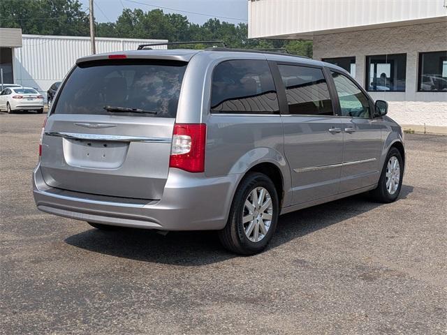 used 2014 Chrysler Town & Country car, priced at $4,495
