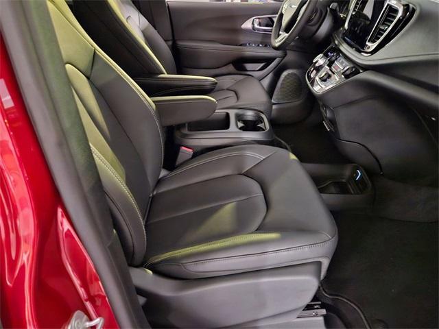 new 2026 Chrysler Pacifica car, priced at $39,213