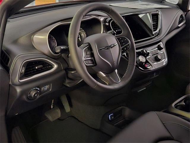 new 2026 Chrysler Pacifica car, priced at $39,213