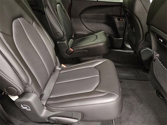 new 2026 Chrysler Pacifica car, priced at $39,213