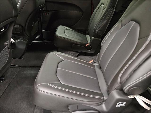 new 2026 Chrysler Pacifica car, priced at $39,213