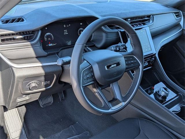 new 2025 Jeep Grand Cherokee car, priced at $38,817