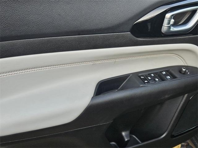 new 2025 Jeep Compass car, priced at $28,605