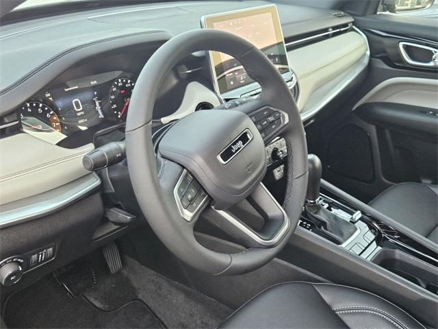 new 2025 Jeep Compass car, priced at $28,605