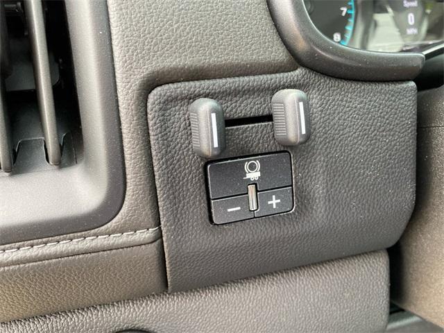 used 2022 GMC Canyon car, priced at $26,971