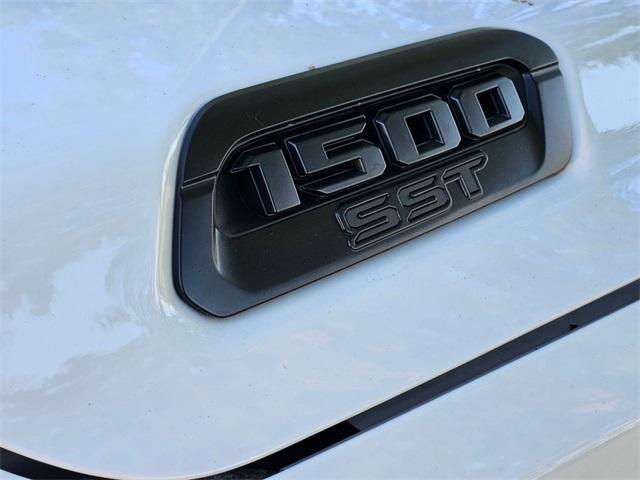 new 2025 Ram 1500 car