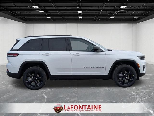 new 2025 Jeep Grand Cherokee car, priced at $39,676