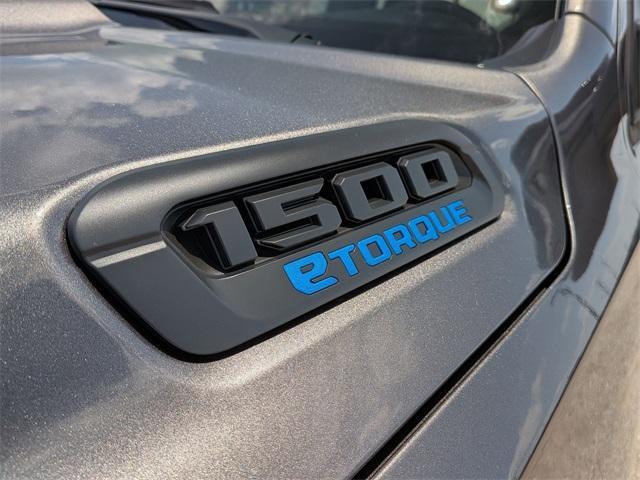 new 2025 Ram 1500 car, priced at $47,378