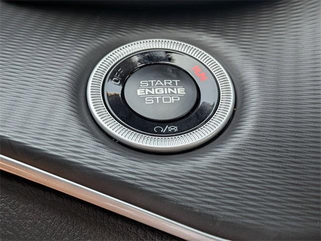 new 2025 Jeep Grand Cherokee car, priced at $34,418
