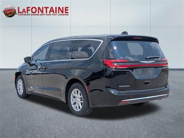 new 2025 Chrysler Pacifica car, priced at $42,691