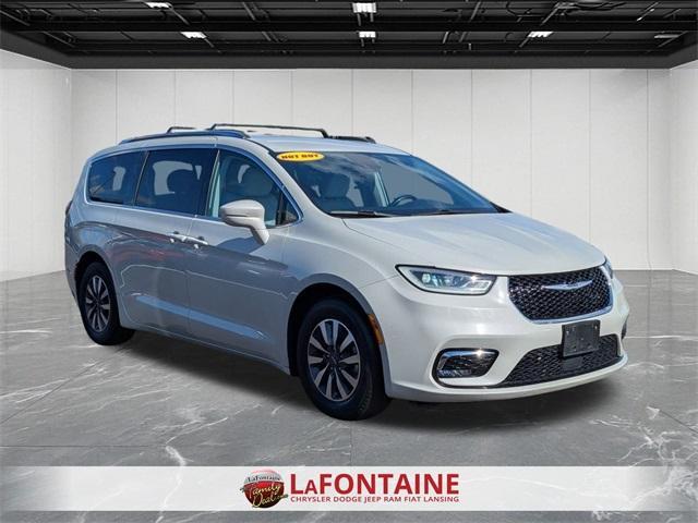 used 2021 Chrysler Pacifica car, priced at $15,870