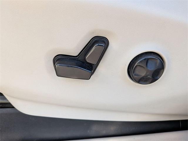 used 2021 Chrysler Pacifica car, priced at $15,870