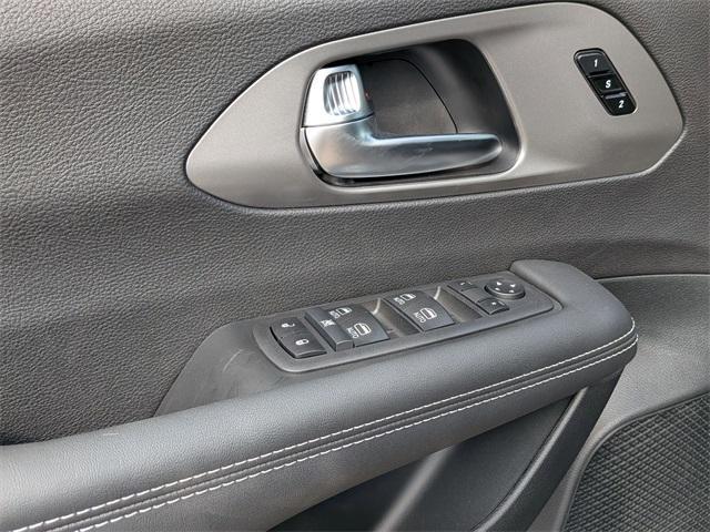 new 2026 Chrysler Pacifica car, priced at $38,789