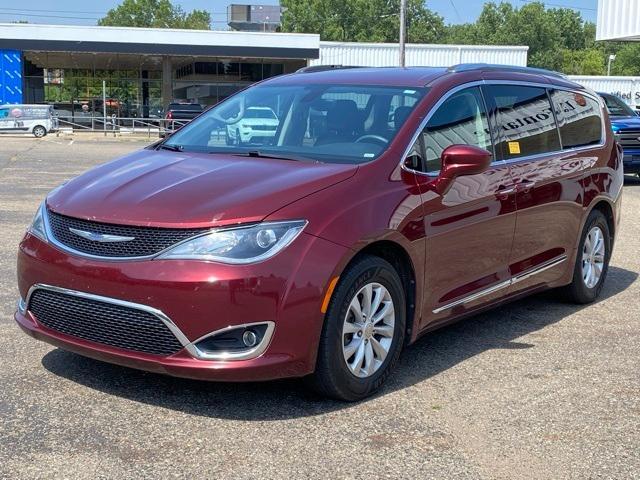 used 2018 Chrysler Pacifica car, priced at $12,995