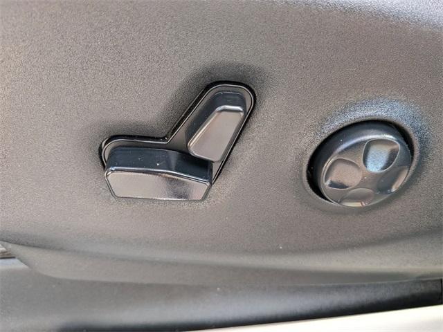 used 2018 Chrysler Pacifica car, priced at $12,290