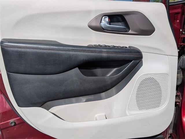 used 2018 Chrysler Pacifica car, priced at $12,290