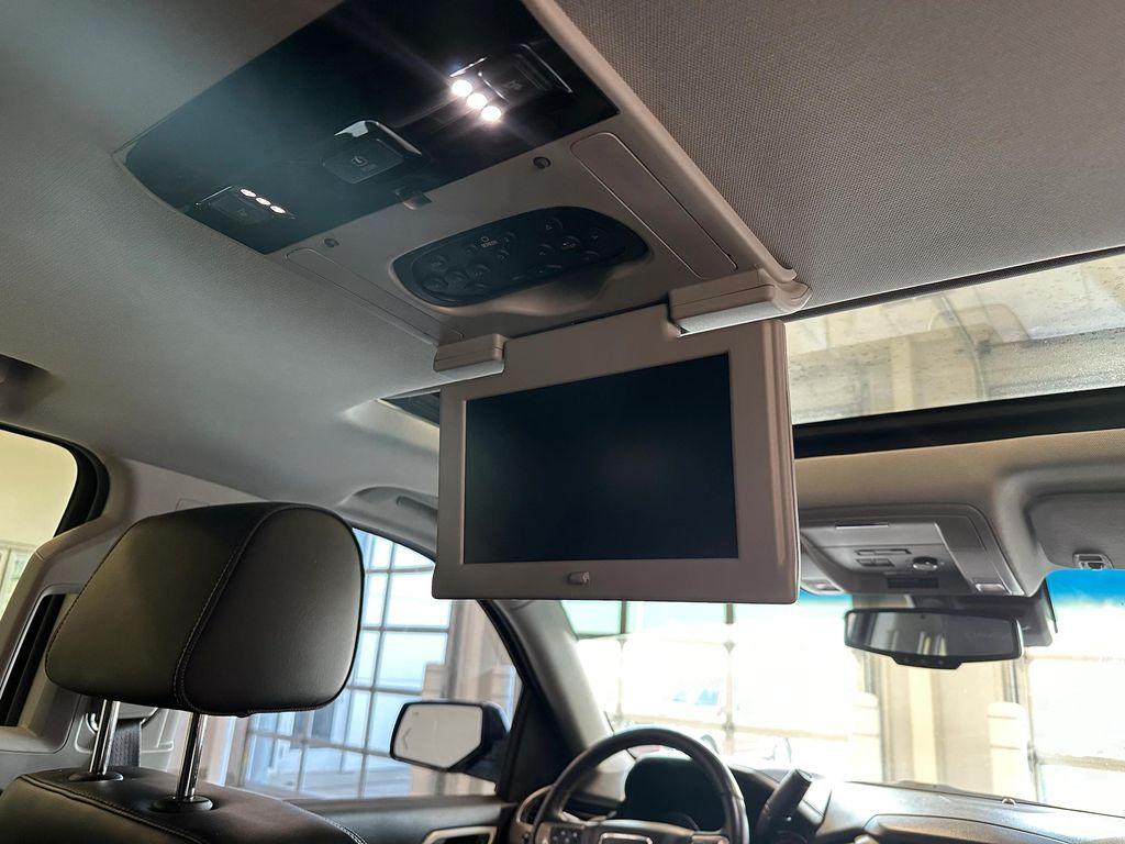 used 2015 GMC Yukon car, priced at $19,450