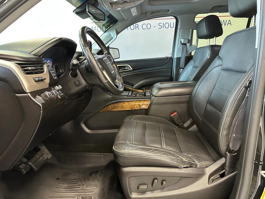 used 2015 GMC Yukon car, priced at $19,450