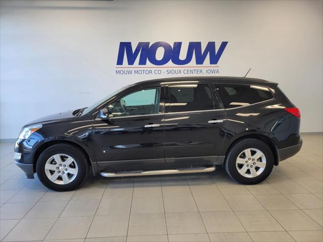 used 2010 Chevrolet Traverse car, priced at $5,950