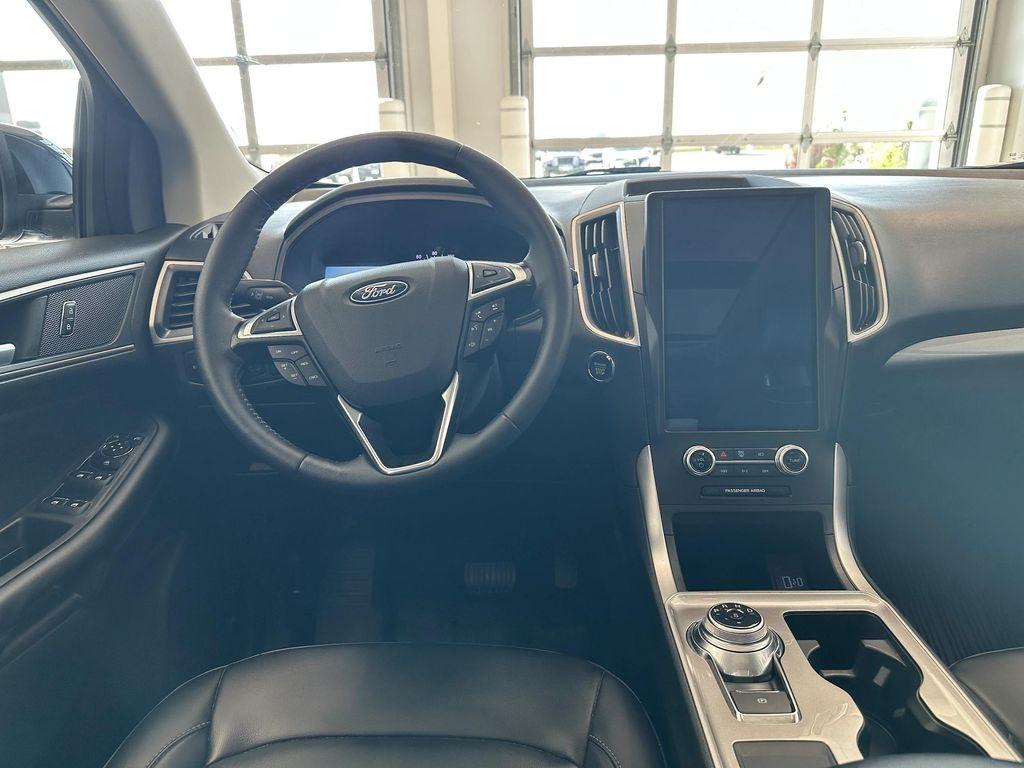 used 2024 Ford Edge car, priced at $29,650