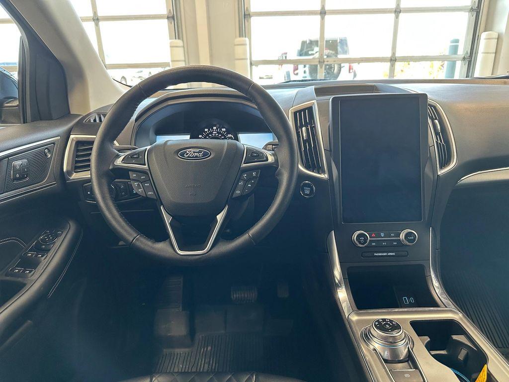 used 2024 Ford Edge car
