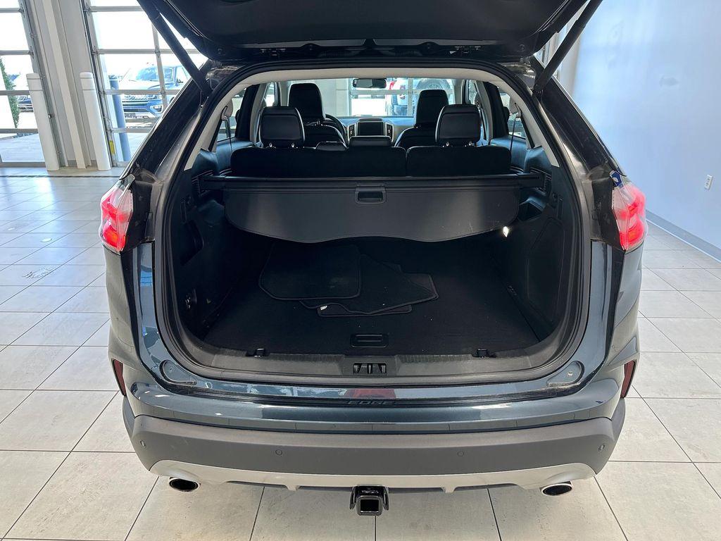 used 2024 Ford Edge car