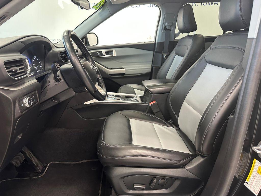 used 2022 Ford Explorer car, priced at $33,950
