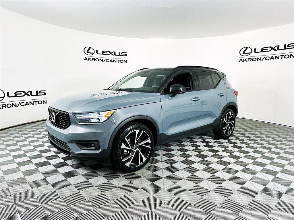 used 2021 Volvo XC40 car, priced at $21,490